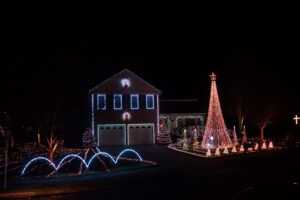 Httpschristmas Lights New.s3.Amazonaws.comuploadsdisplay Picture191963672 5 1510 1312081113285287384