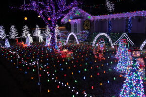 Httpschristmas Lights New.s3.Amazonaws.comuploadsdisplay Picture204576472 5 2045 1511260418525921497