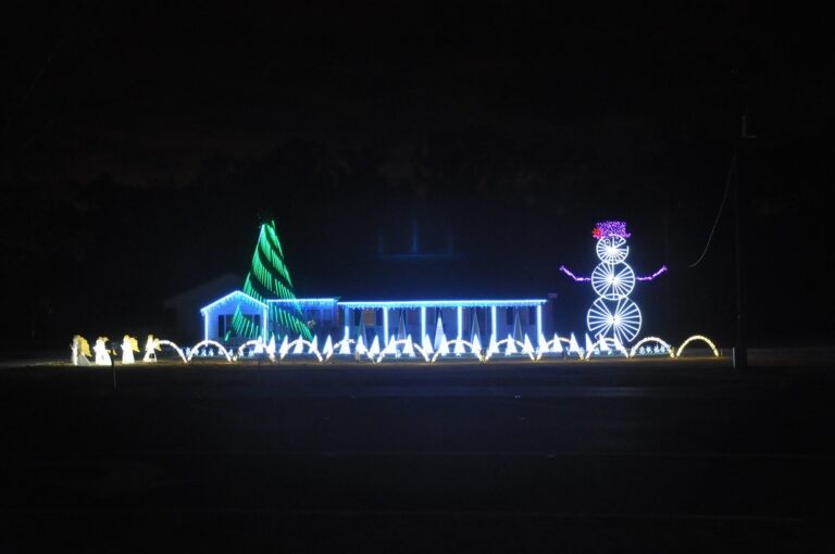 2 5 1686 1312030351563572125 17