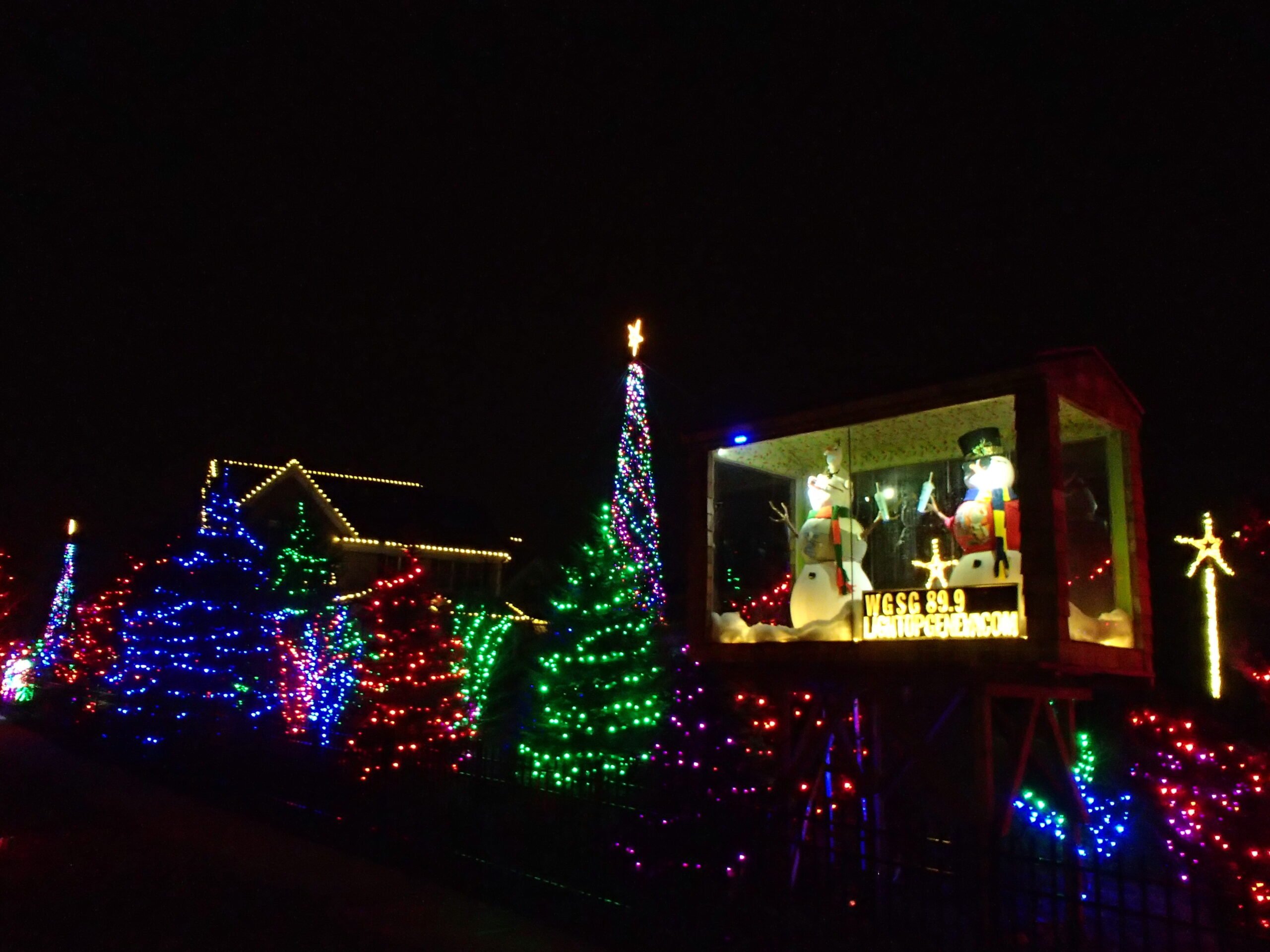 2 5 1815 1512130800104094649 Scaled 18