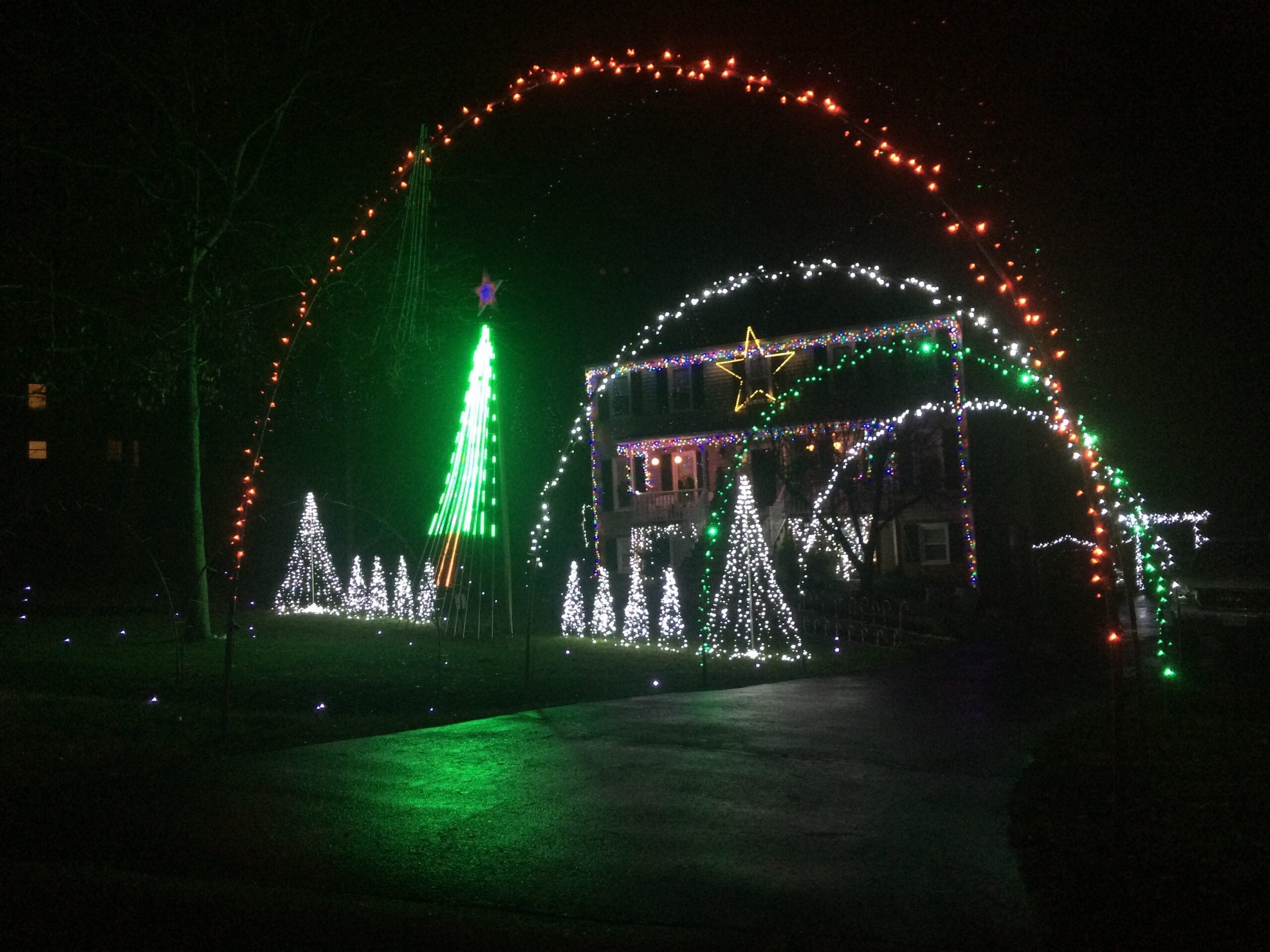 2 5 1829 1512180441319824806 Scaled 18