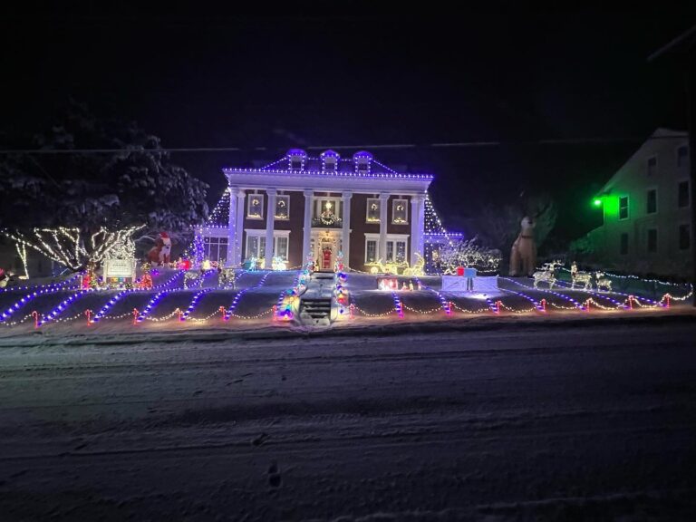 Carter-Rupell Family's "Christmas at the Manor"