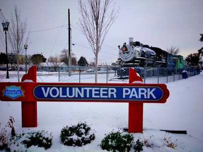 462366272 1190942745