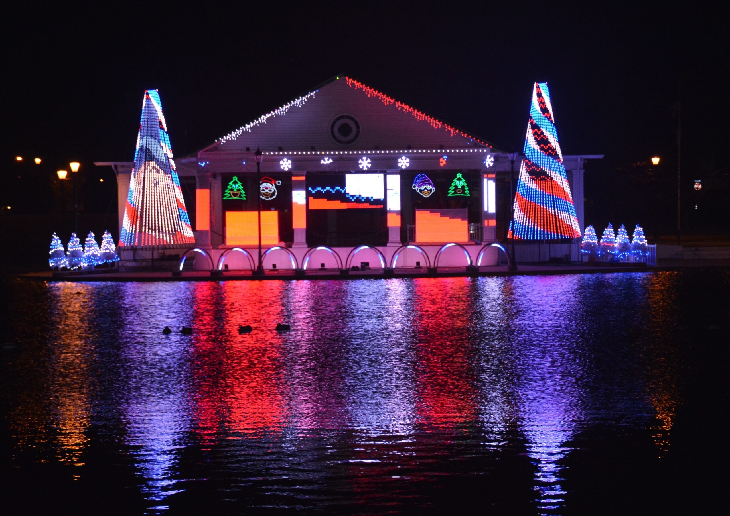 Xenialights2018A Scaled 18